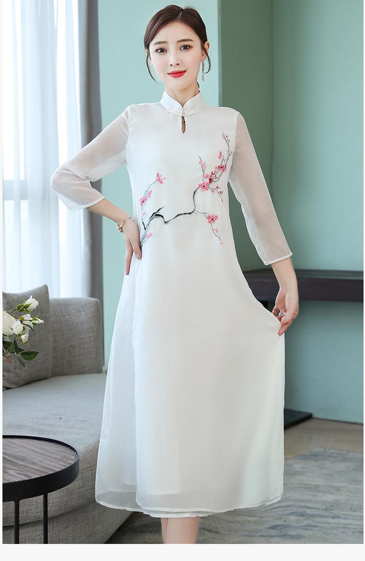 gzmyslg8238清新脱俗中国风改良旗袍梅花刺绣宽松中式复古绣花连衣裙
