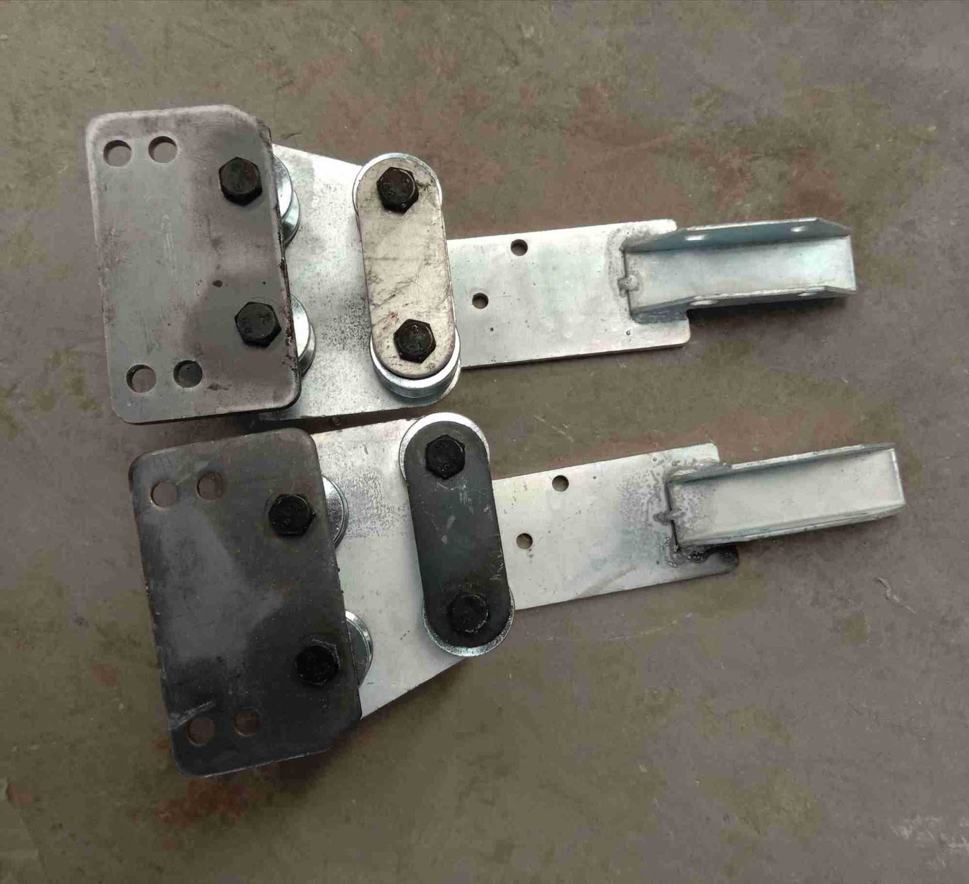 渣土车蓬布自卸车加盖配件电动蓬布轻轨链条主动轮