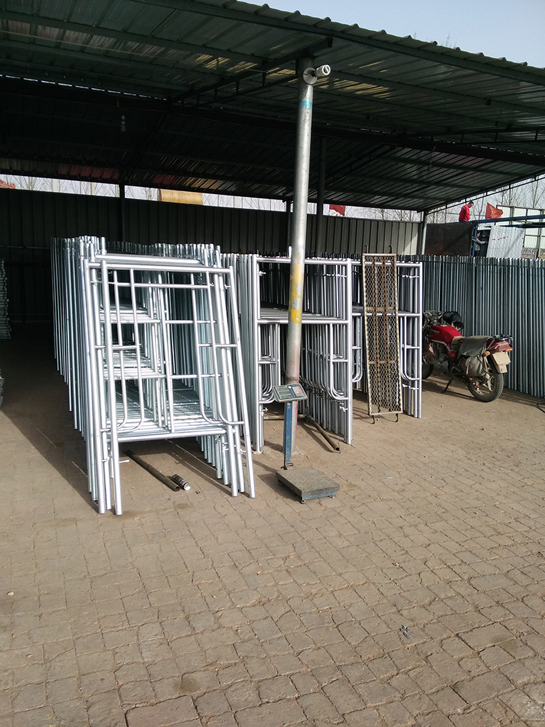 门式脚手架1.7*0.95手脚架钢管镀锌脚手架门型移动脚手架建筑施工