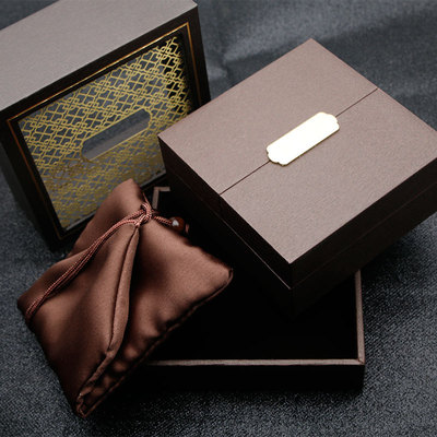 古法传承手镯包装盒 镂空高档手镯盒配绒布袋 棕色网状盒子 周家