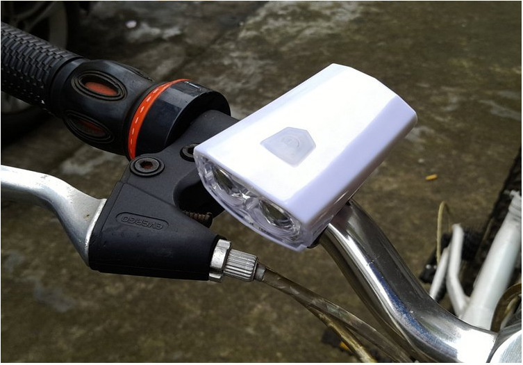 自行车前灯大功率猫眼式山地车灯usb充电照明灯2251骑行车头灯78g