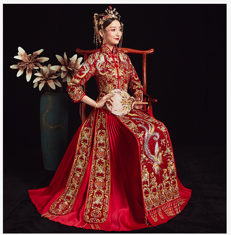 秀禾服新娘2019结婚新款中式婚纱礼服古代敬酒服女秀和服凤冠霞帔