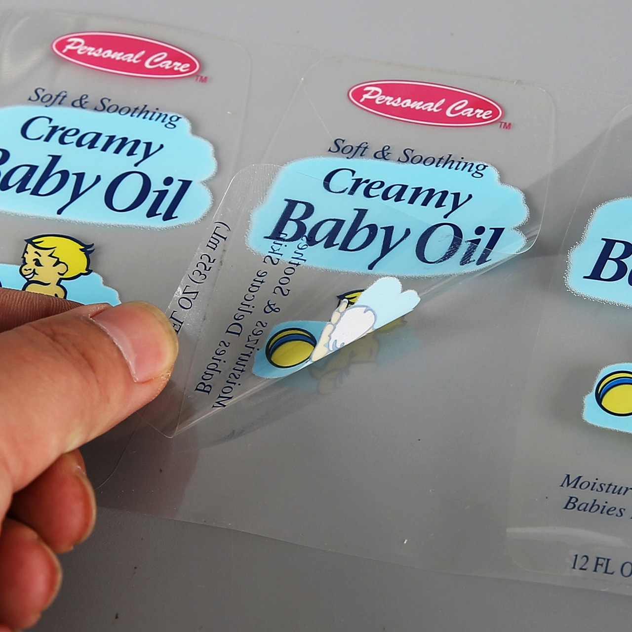 卷筒不干胶标签定做透明pvc不干胶瓶贴日用品沐浴露标签定制