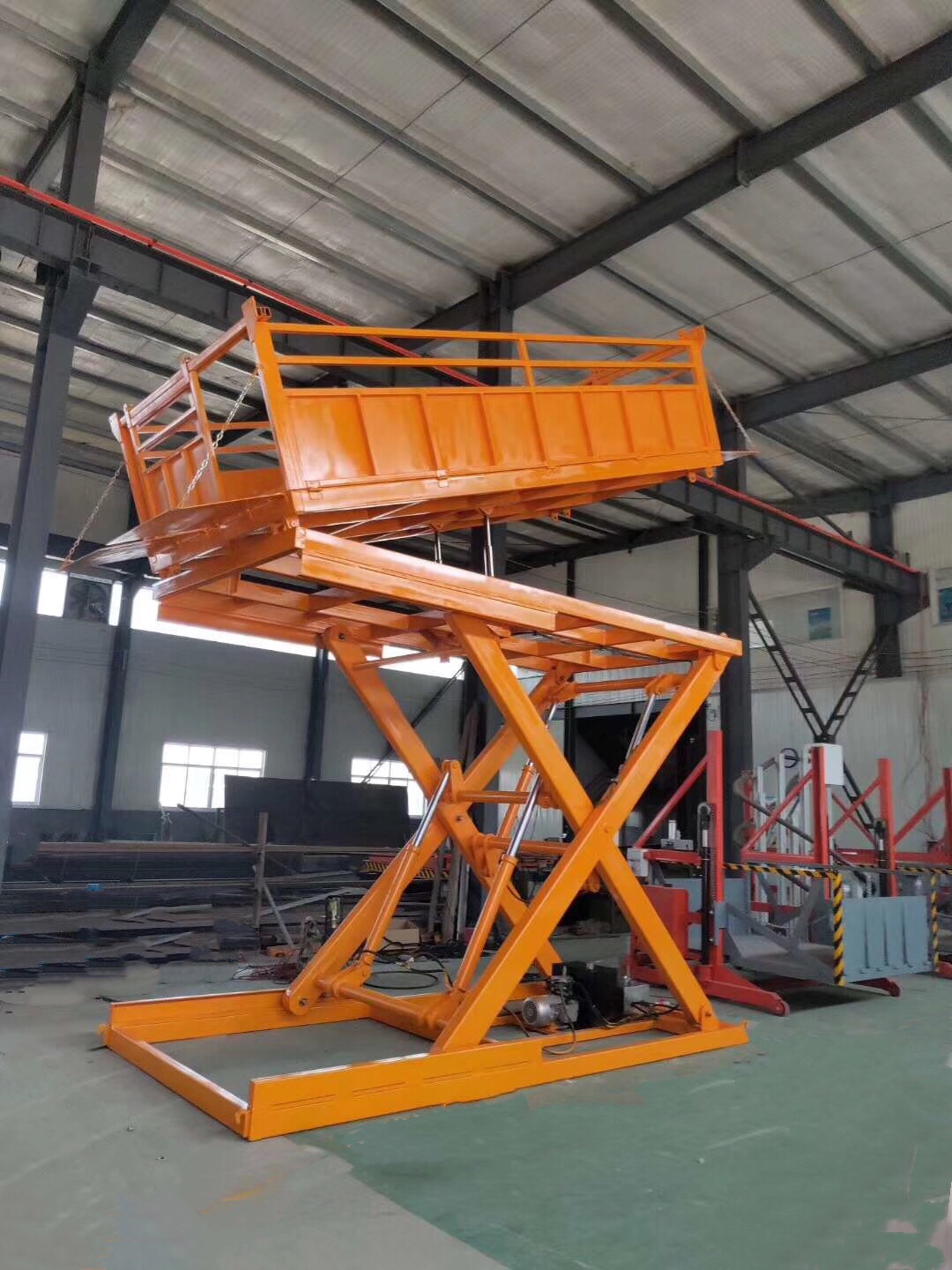 定制移动式卸猪台 电动剪叉式固定式上猪台装卸升降平台装猪台