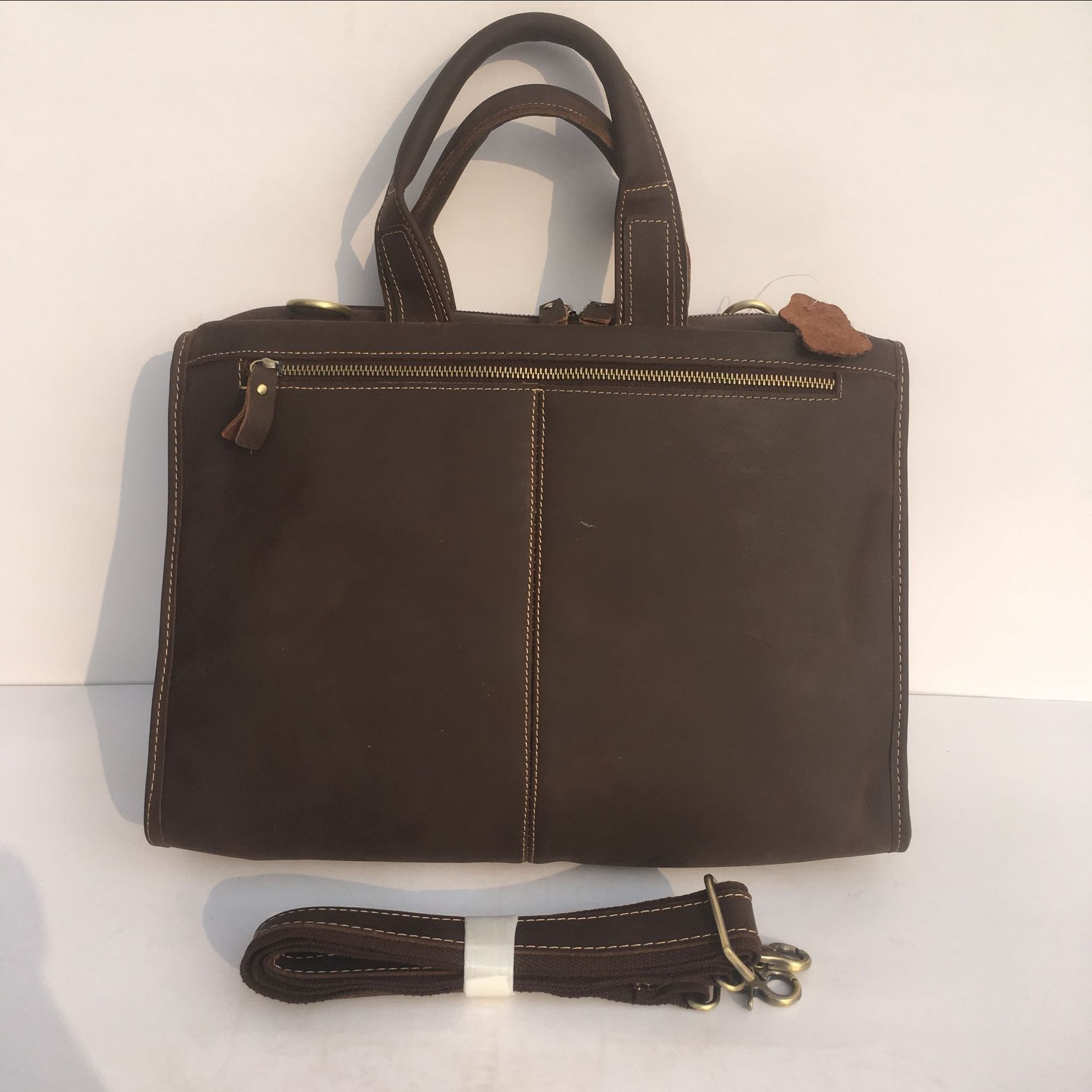 真皮男士商务公务包电脑ipai横款手提单肩包复古头层牛皮疯马皮包