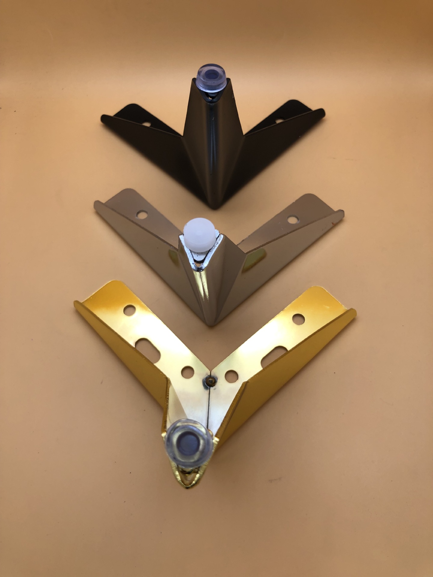 厂家直 2018新款 黑色菱形三叉脚 沙发茶几脚 五金配件 多颜色