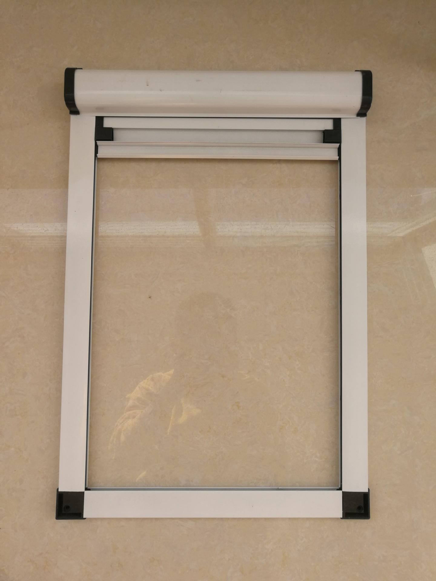 供应隐形纱窗卷帘防风拉链纱窗防蚊虫纱门窗卷筒纱网门帘加工定制