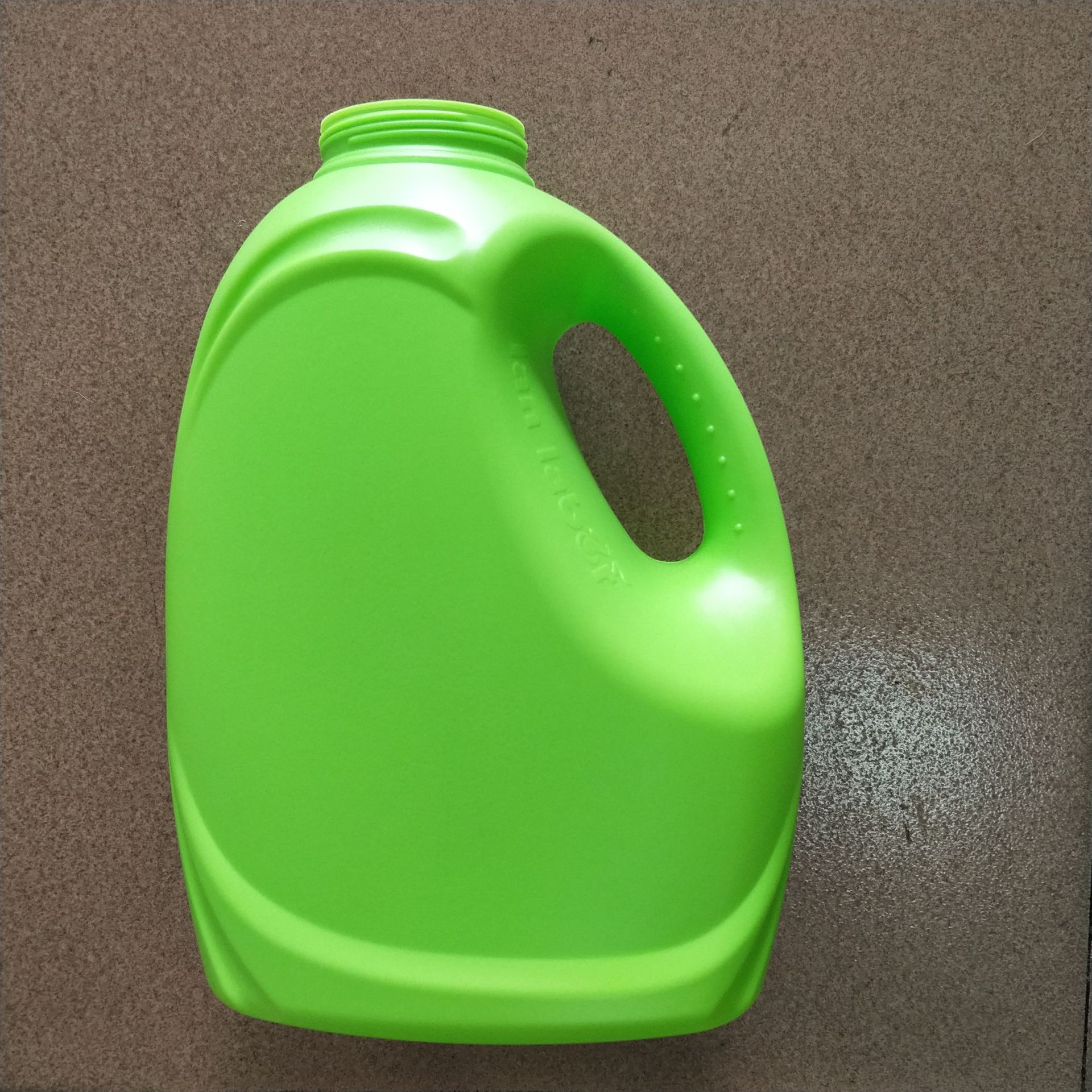 洗衣液沐浴吹塑瓶加 工 厂家供应吹塑玩具塑胶制品 仿真水果饰品