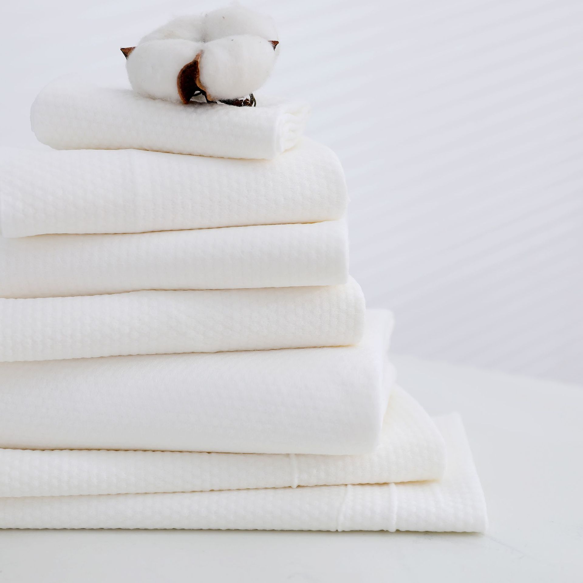 婴儿一次性浴巾纯棉新生儿宝宝洗澡巾洗脸旅行游泳馆便携吸水毛巾