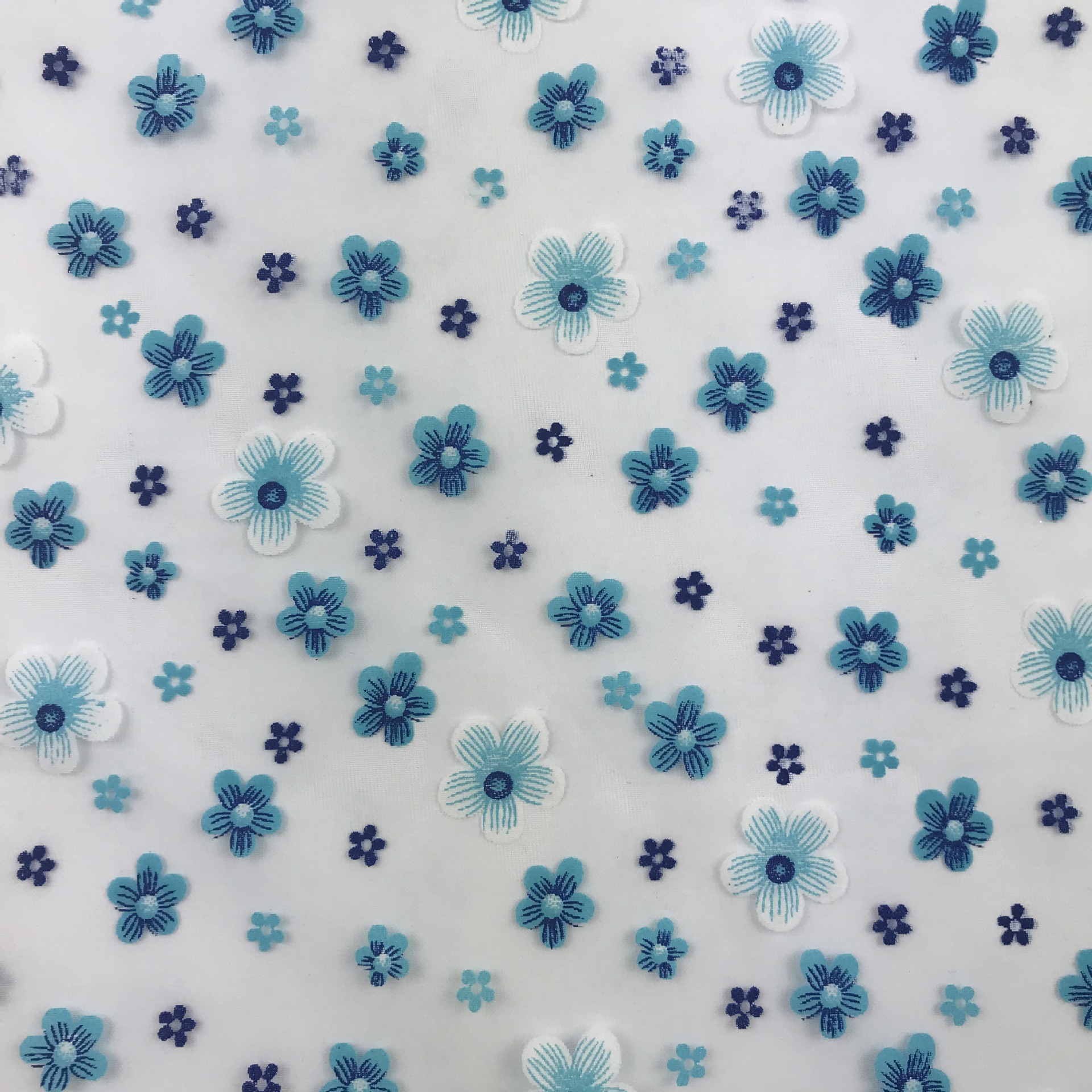 新款印花欧根纱 花朵花型小清新风格印花 服装面料森系印花面料