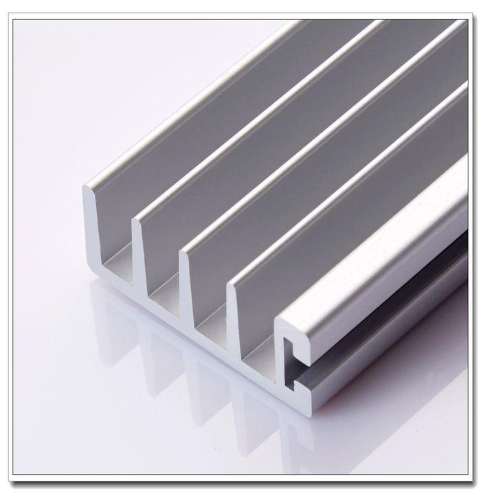 驰峰铝业,打造专属于你的高端铝型材定制!