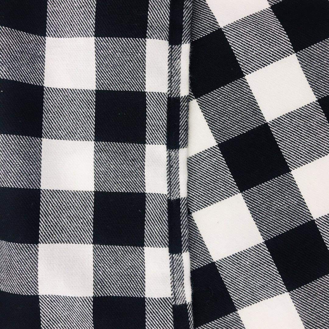 圣诞节装饰用品黑白格子布桌旗亚马逊热销爆款节日桌巾布置餐桌布