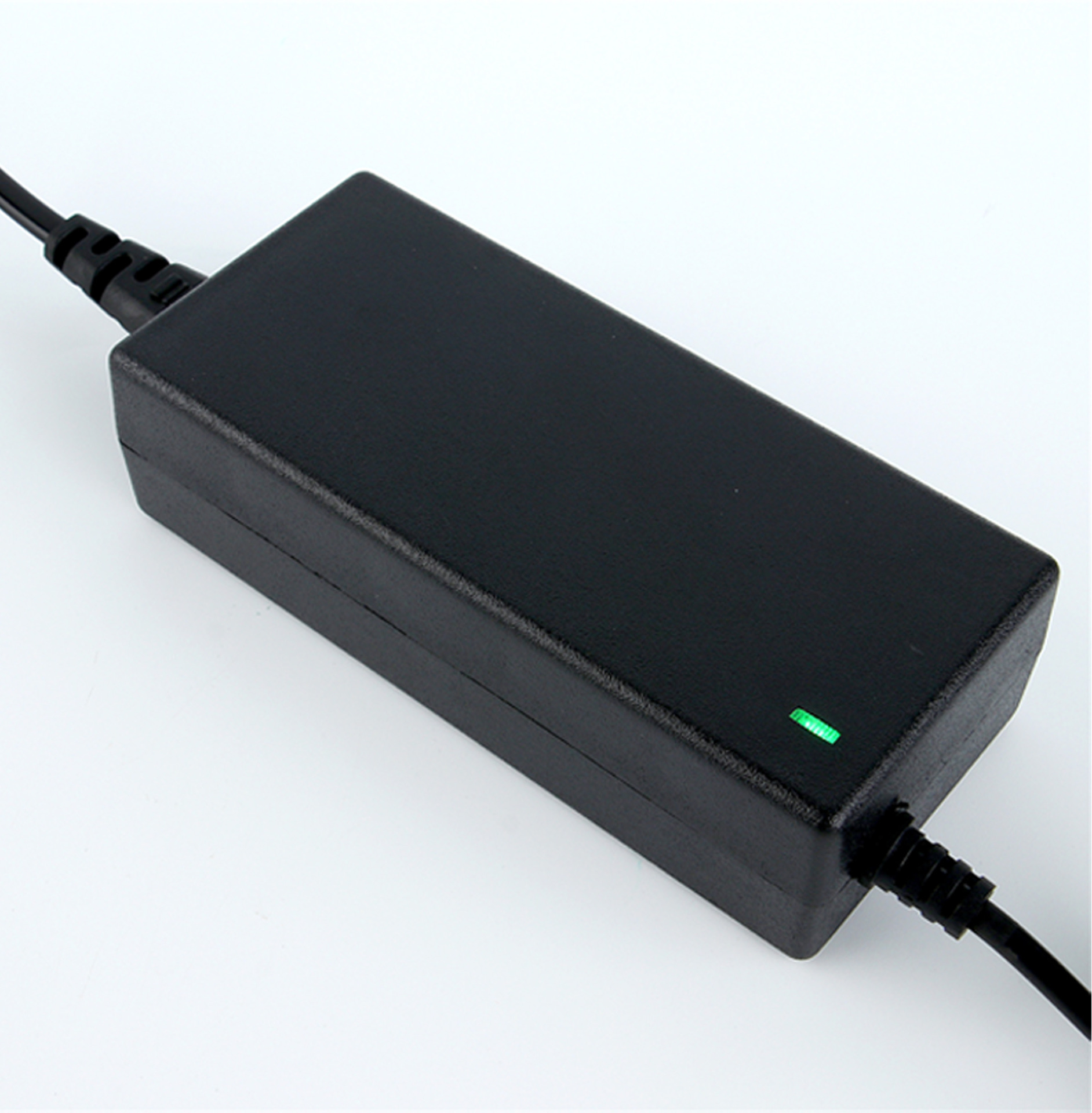 两轮双轮平衡车充电器36v电源适配器三孔插头42v2a通用充电器带线