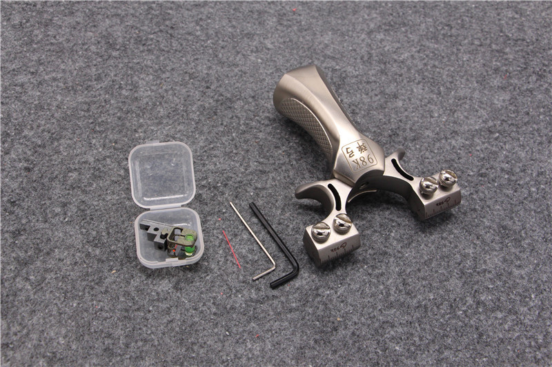 双螺丝98k扁皮弹弓神鹰惊魂不锈钢水平仪快压免绑25撑头