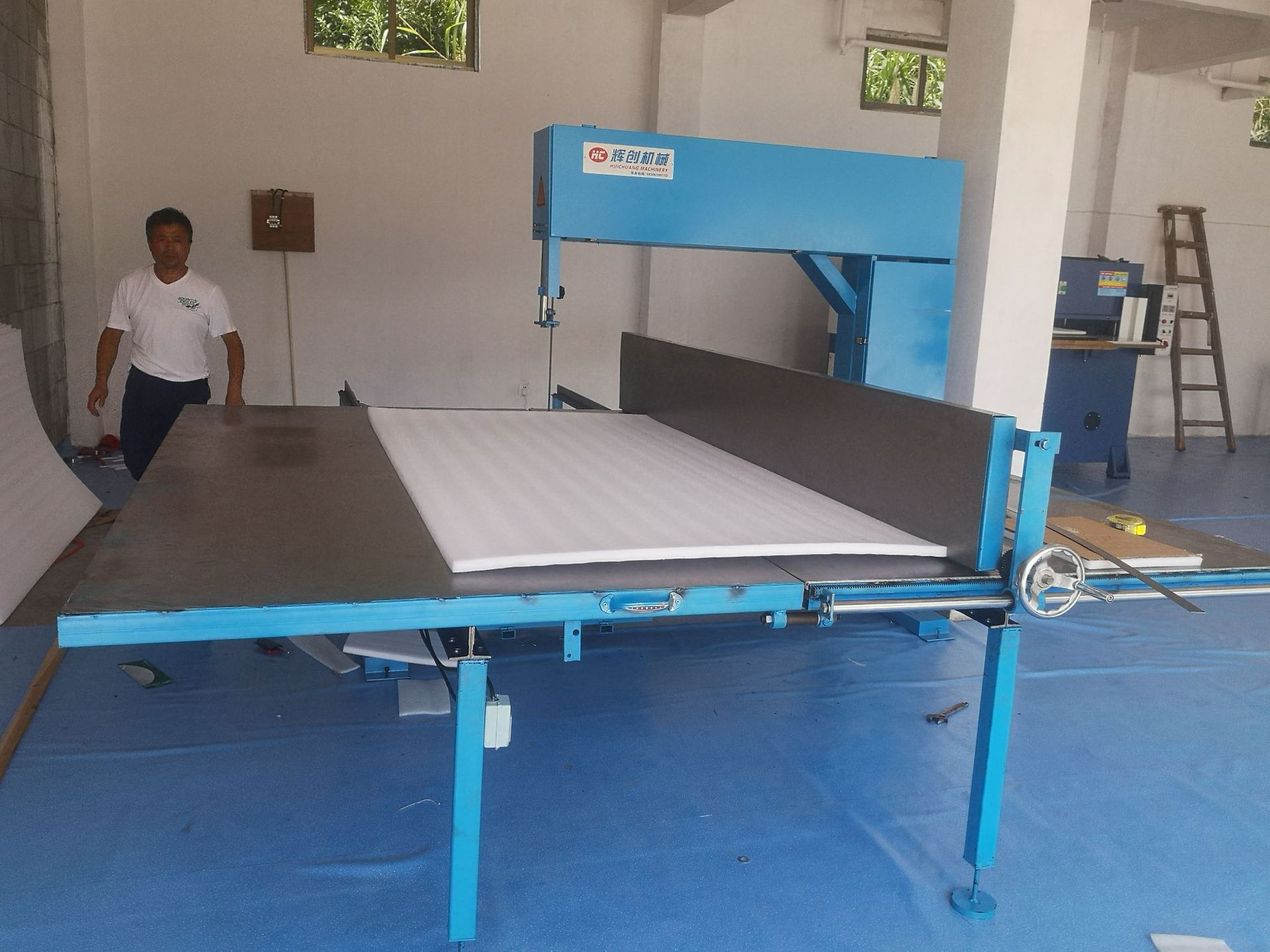 珍珠绵立切机 epe eva直切机 海绵切割机 泡绵竖切机 分切机