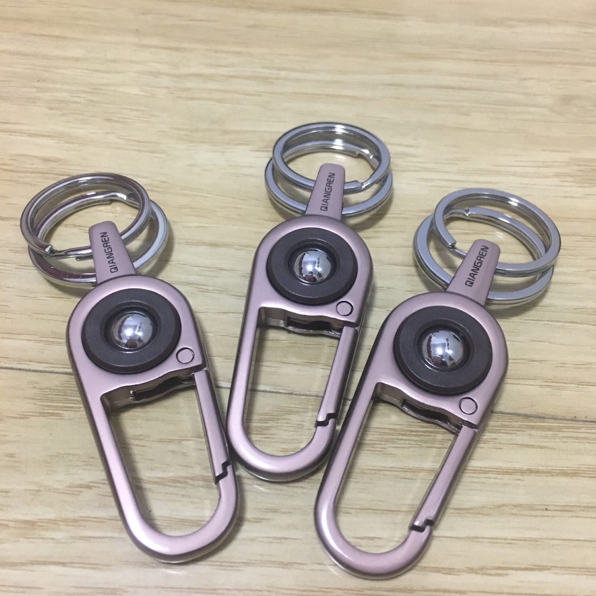 金达强人钥匙扣 男士钥匙扣 汽车钥匙扣 批发