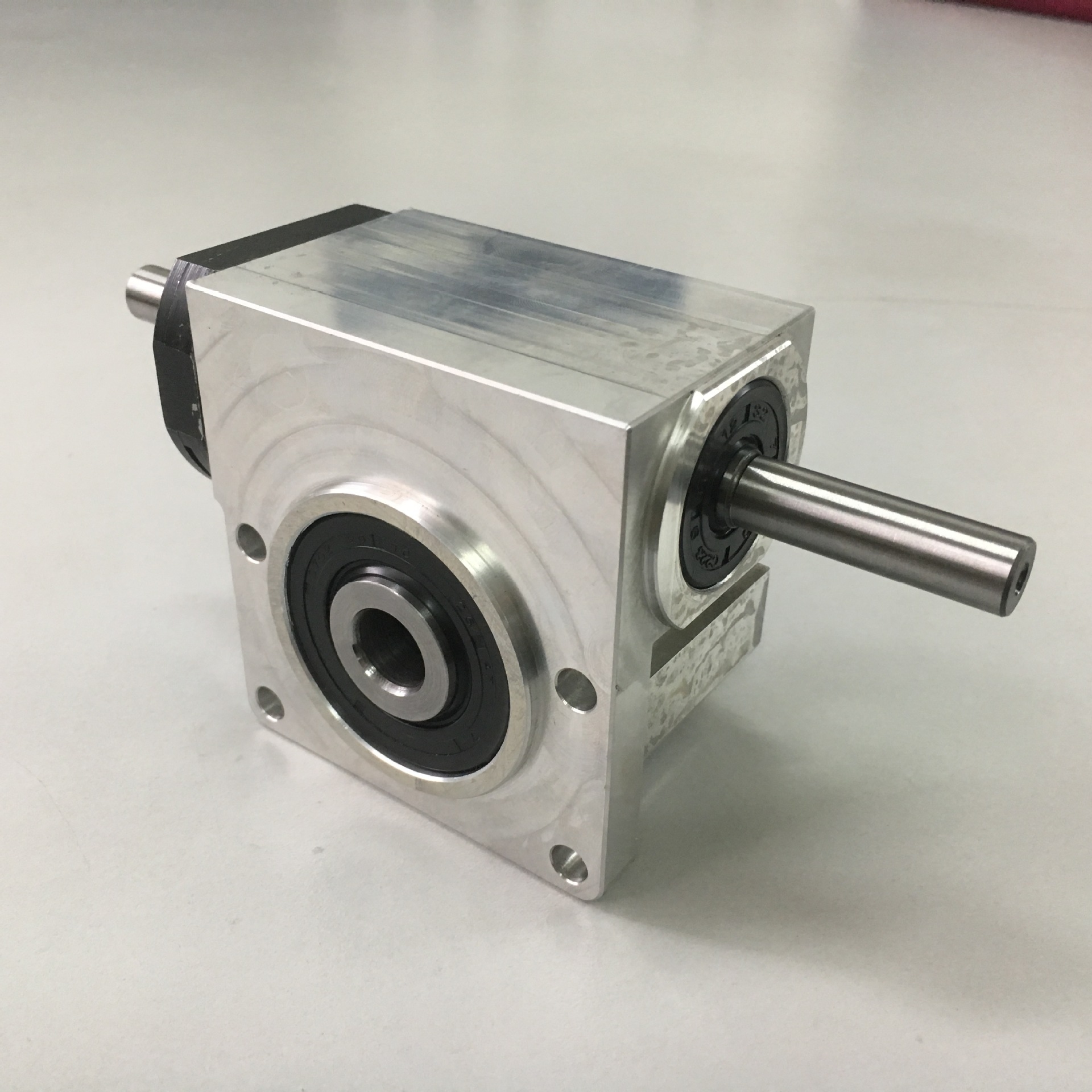 30中心距定制精密双导程蜗轮蜗杆减速机精密铝箱体减速器