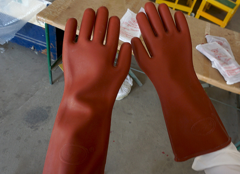 12kv高压绝缘手套电工绝缘橡胶手套25kv防电耐高压35kv