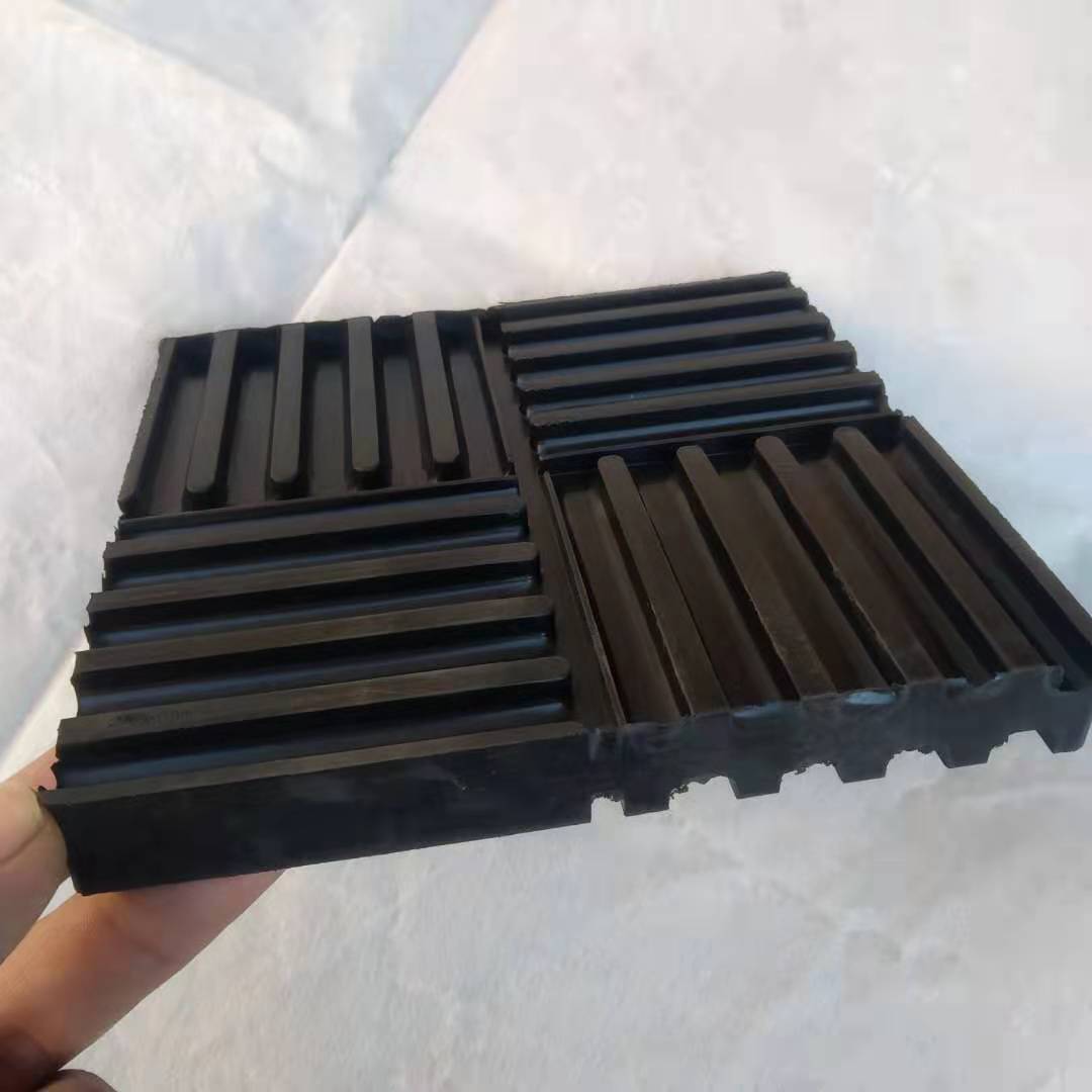 优质橡胶减震块 风机 机床减震 水泵减震垫 圆形防振 空调橡胶垫