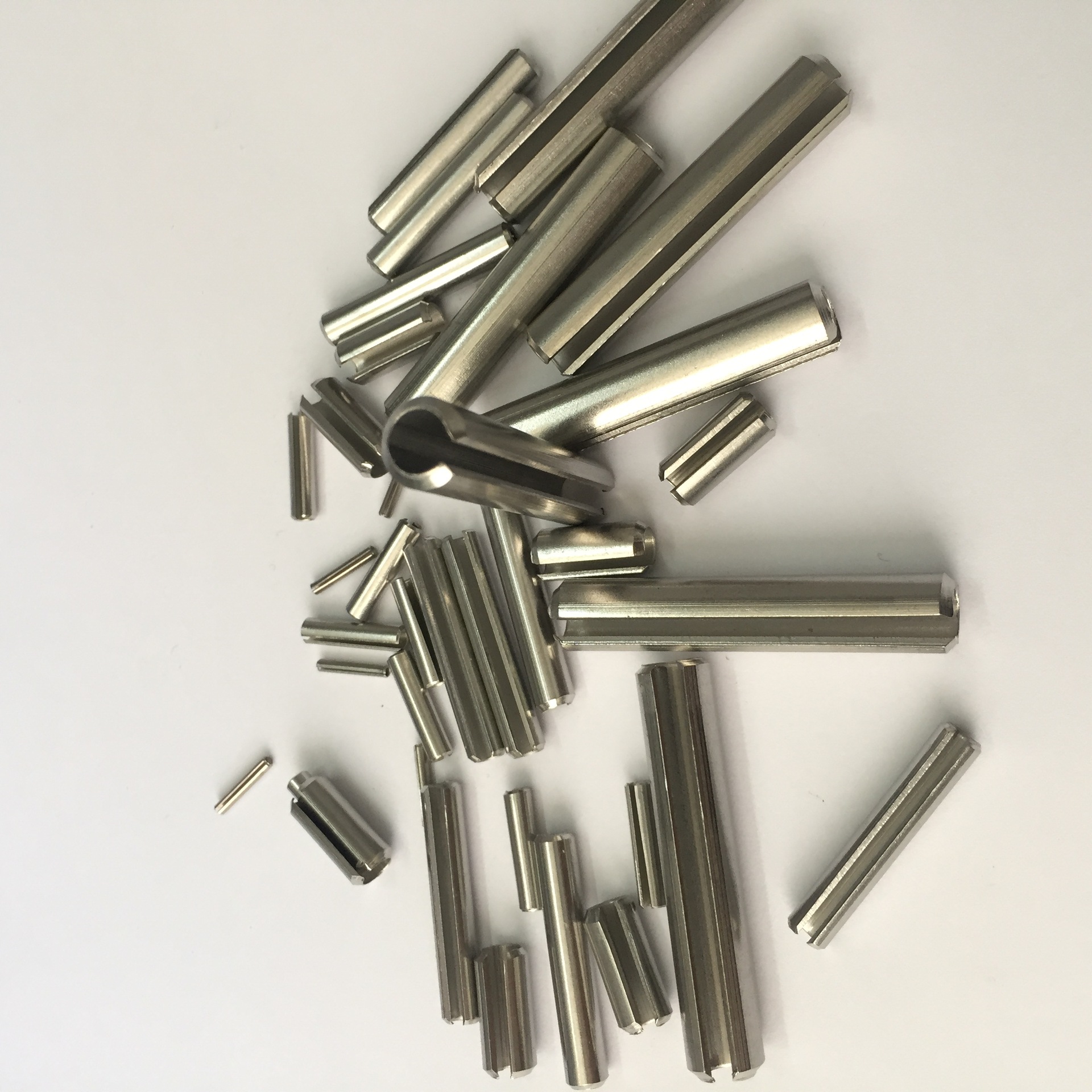 厂家现货供应304不锈钢弹性销 开口圆柱销 空心弹簧销 安全定位销