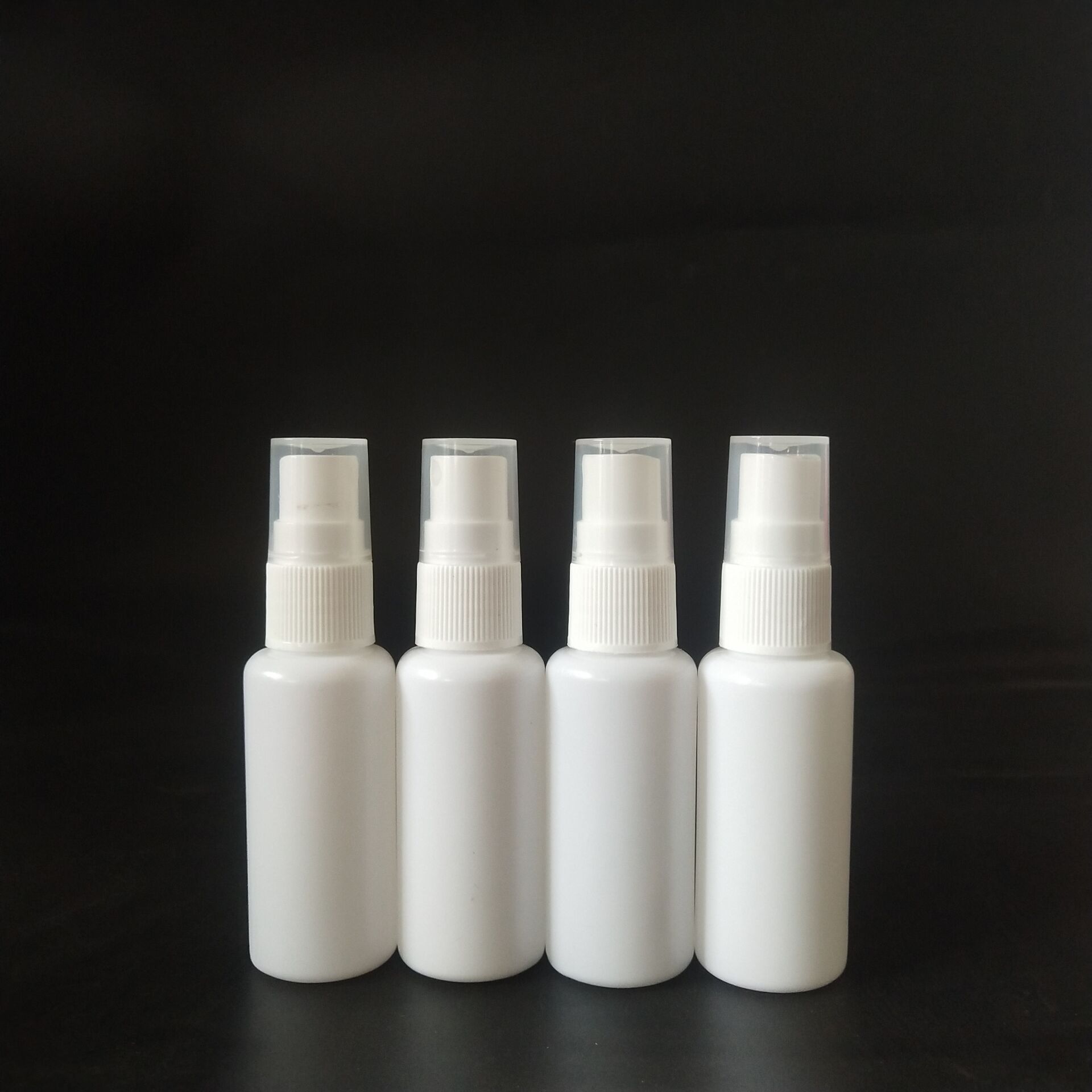厂家批发30ml喷瓶 白色避光喷雾瓶 脚气水喷瓶 hdpe注吹瓶子现货