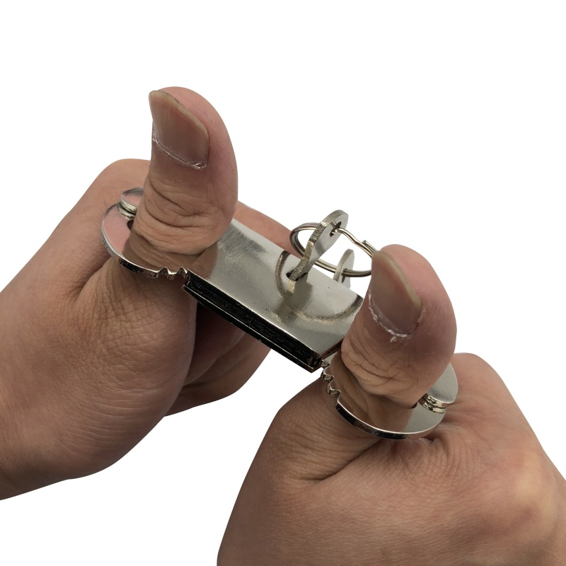 sm成人情趣金属手指铐刑具束缚固定器 狗奴调教用品玩具 外贸热销