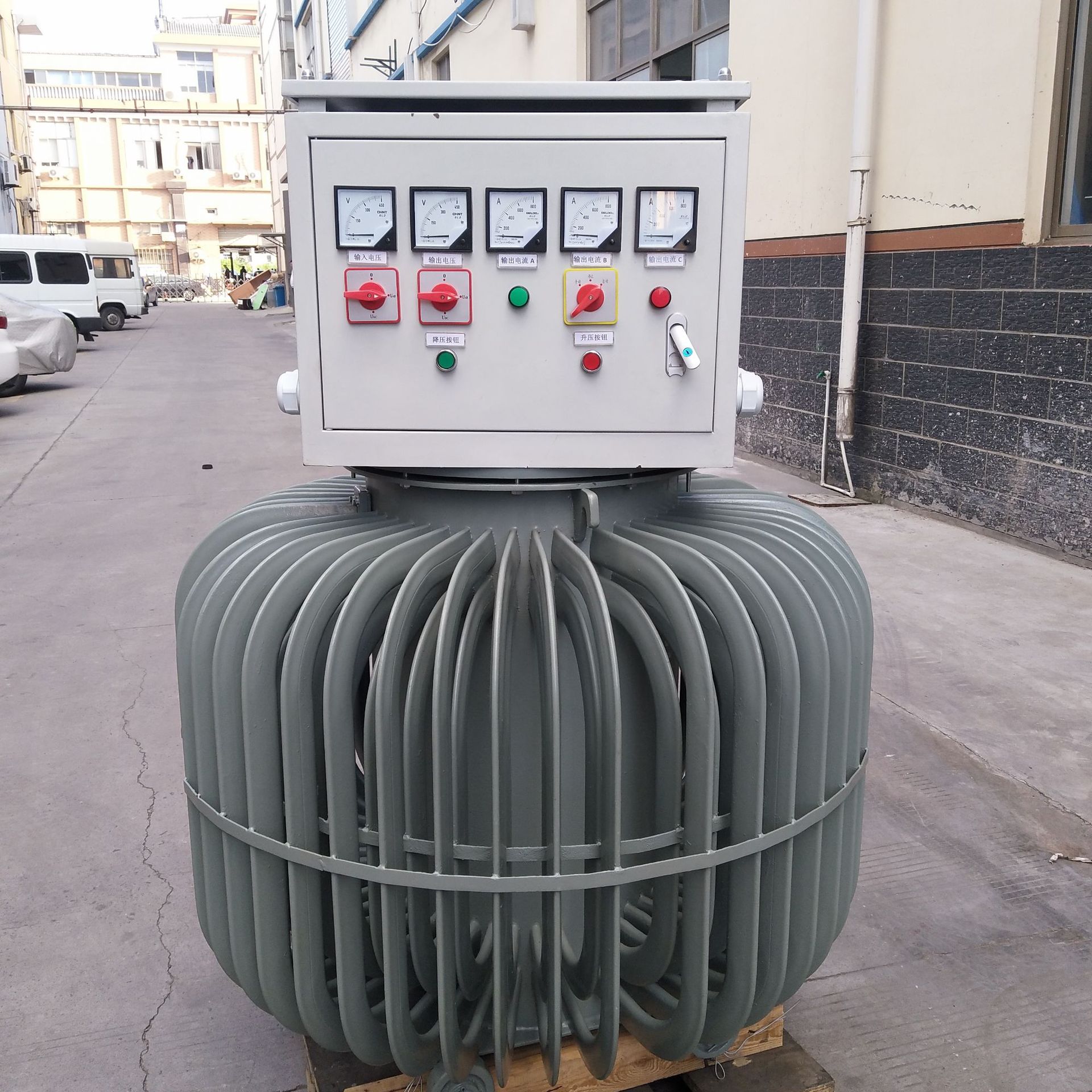 宜春三相油浸式感应稳压器500kva工厂大功率稳压器感应稳压器