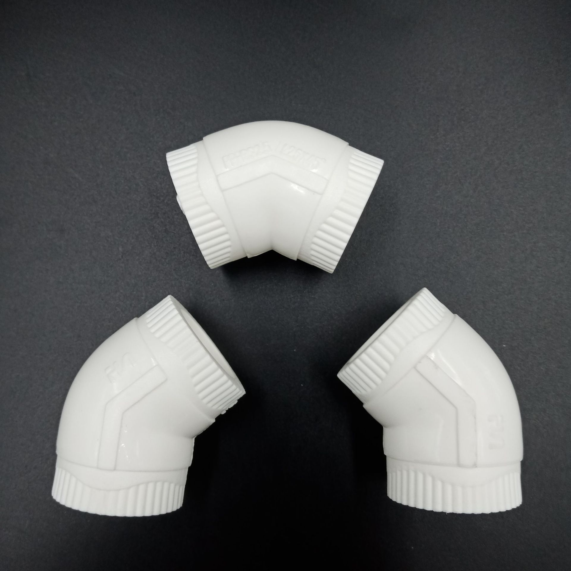 厂家批发ppr45度弯头 45°小弯热熔配件ppr自来水管ppr管件配件