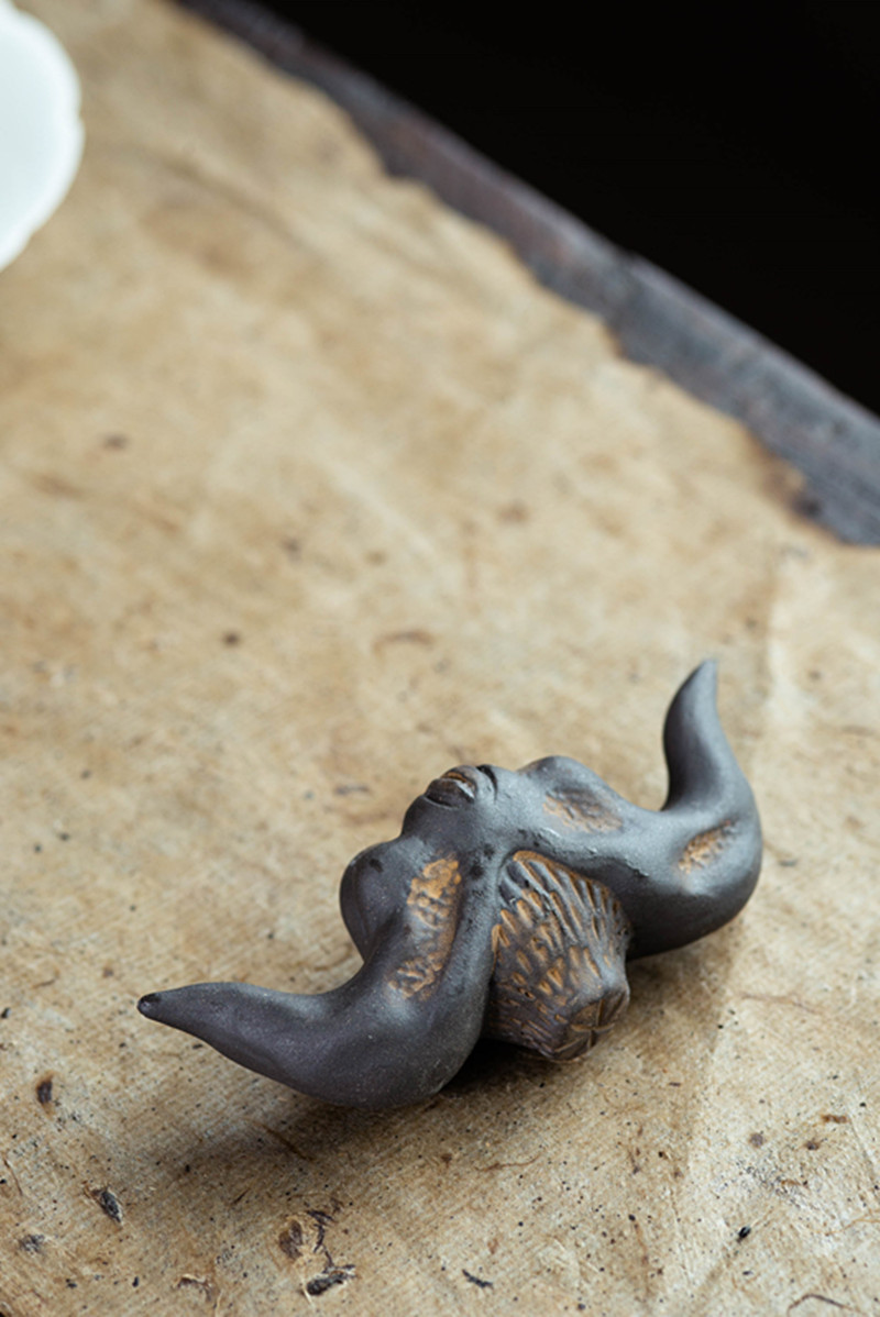 宜兴紫砂茶宠变色菱角水果笔架居家创意店铺摆件雕塑茶具陶瓷