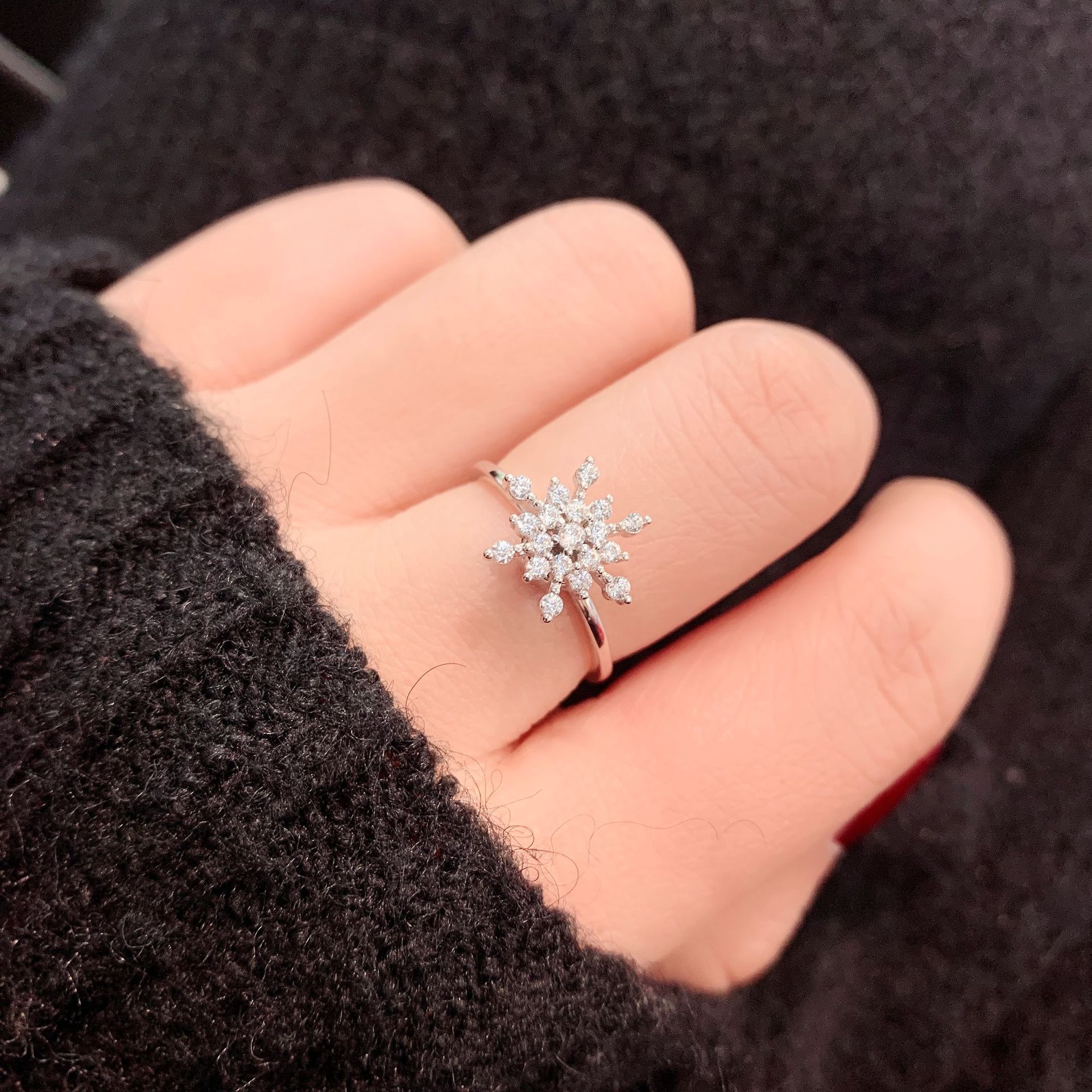 网红同款会转的雪花戒指可旋转转动戒指简约圣诞可调节食指指环女