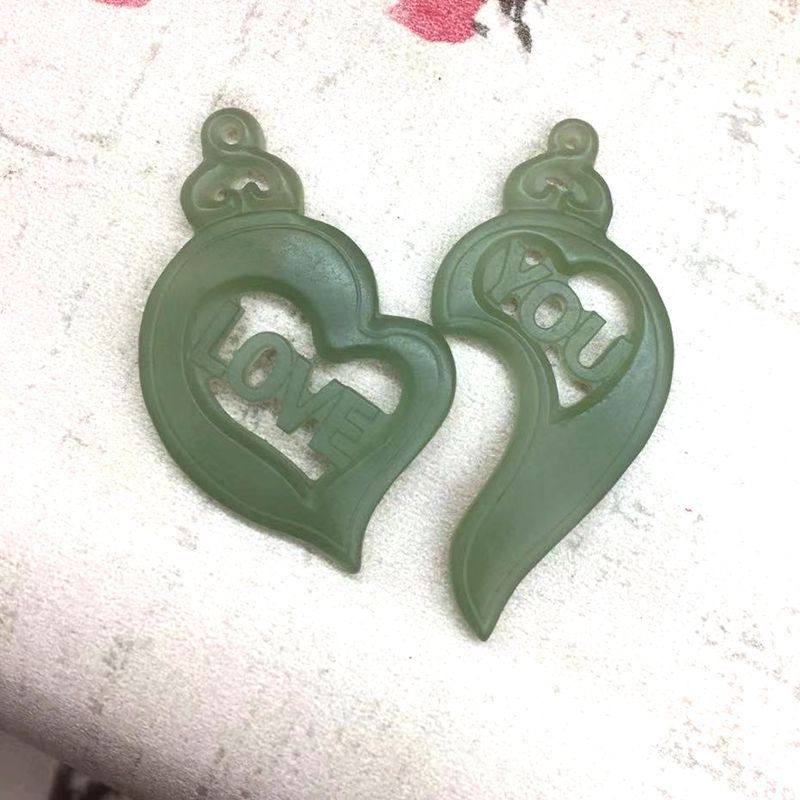 天然和田玉青海料心形玉石吊坠  永结同心情侣款玉佩挂件新款