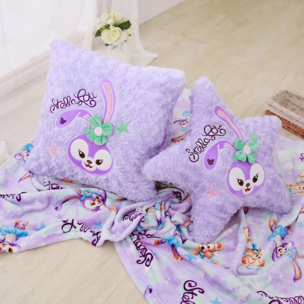 史黛拉毛绒周边紫色芭蕾兔暖手抱枕毯子束口袋化妆包车枕连体坐垫