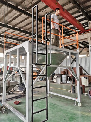 定制硫化钠料仓平台 不锈钢粉末原料仓 1000kg储存料斗