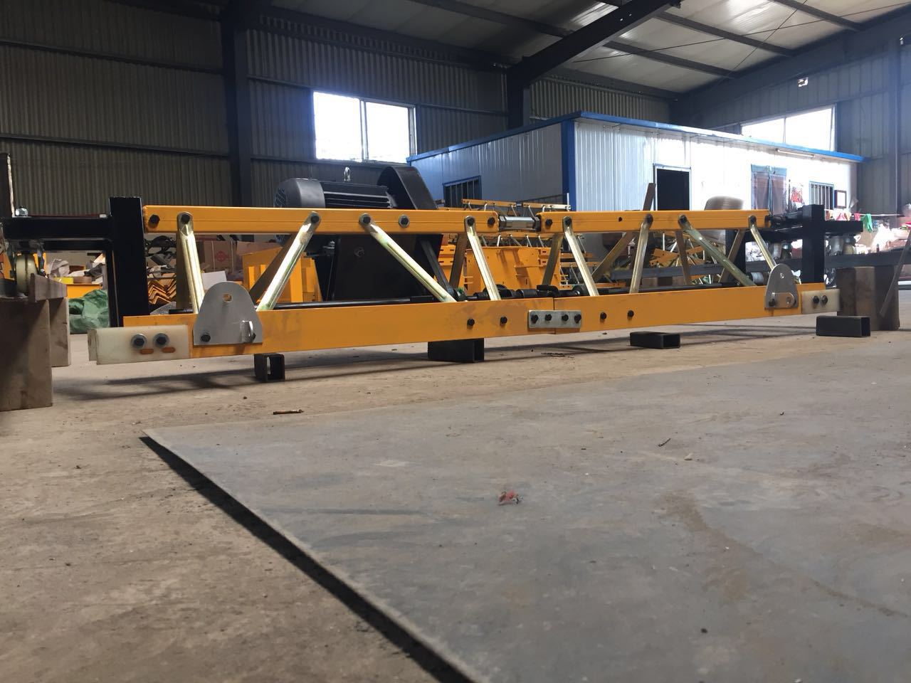 高铁轨道底板座整平机 箱梁底槽整平机 箱梁轨道底座整平机