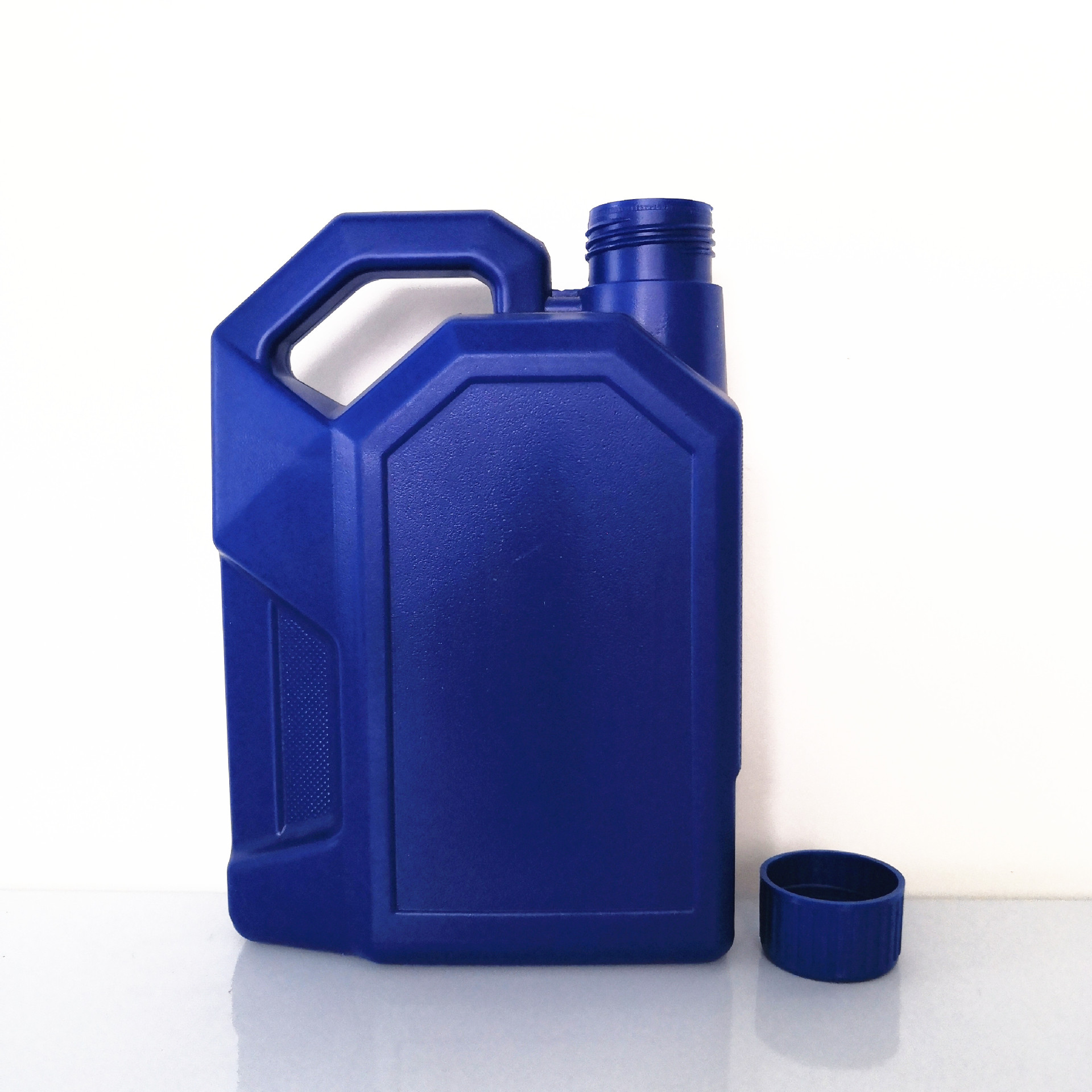 天津机4l机油桶润滑油脂桶添加剂瓶化工桶