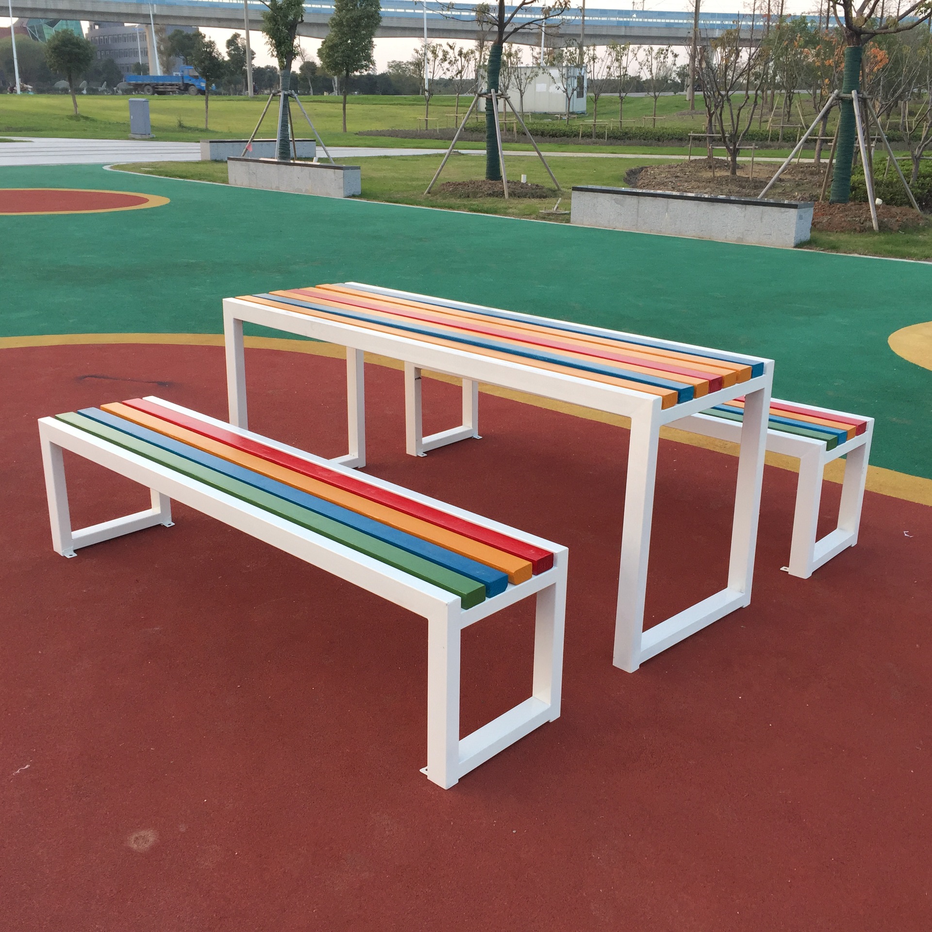 厂家直销户外园林长条凳公园排椅广场座椅防腐木凳子商场休闲椅