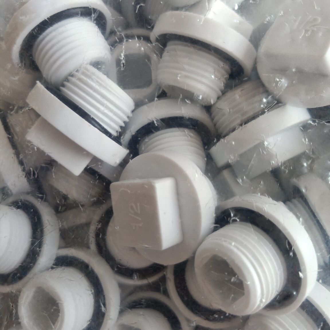 现货批发4分加厚塑料堵头水管临时测压堵漏塞水塞子胶堵头