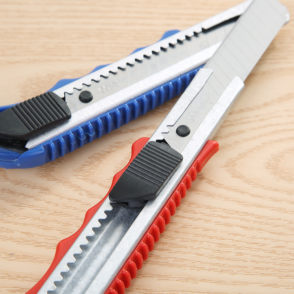 a991纸板2个美工刀 工具刀 2元店地摊货源日用百货批发义乌小商品