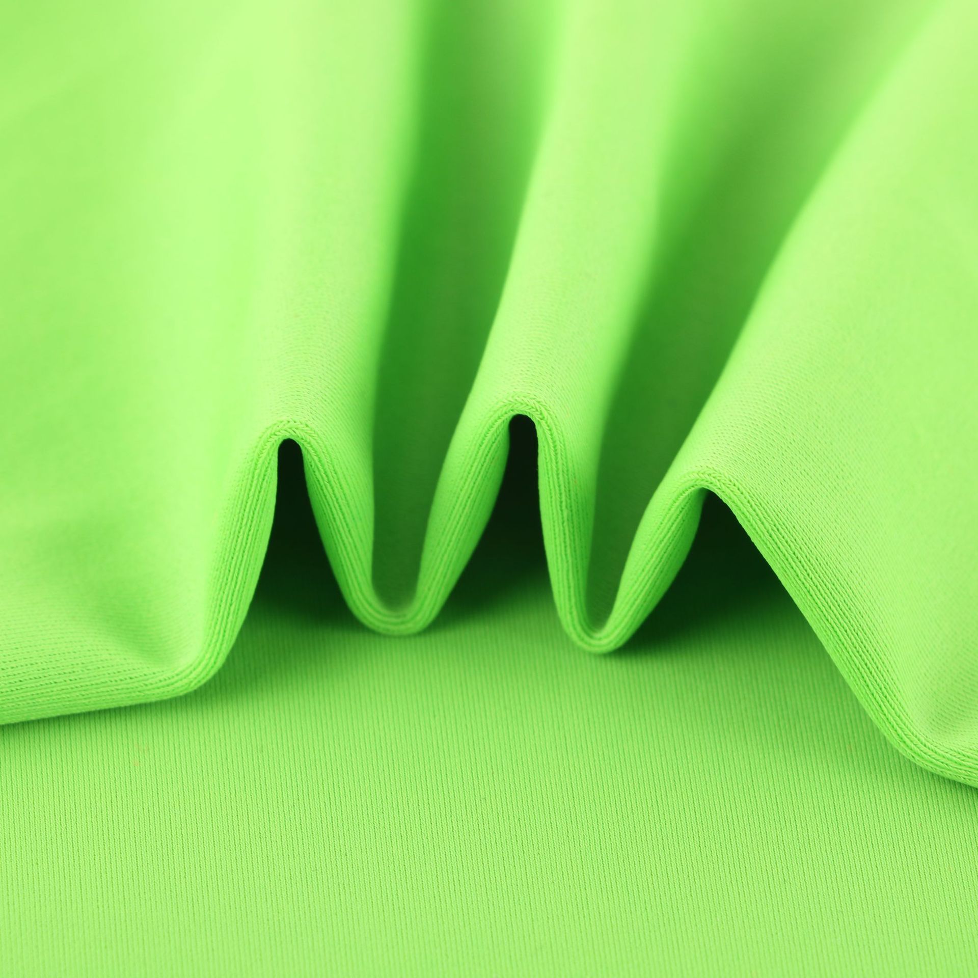 专业生产 涤氨半光泳衣布 烫金泳衣面料 弹力哑光泳衣面料