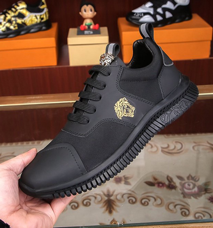 美杜莎男鞋秋冬季真皮商务休闲皮鞋2019新款透气运动跑步旅游鞋子