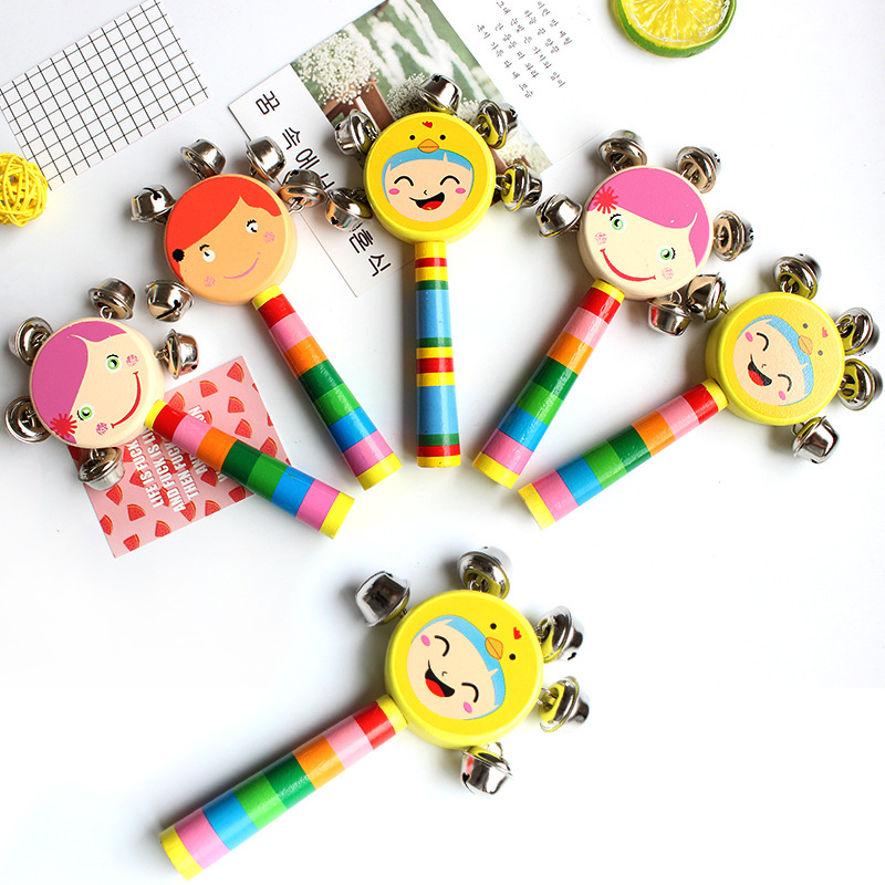 厂家直销卡木制卡通笑脸手摇铃宝宝木质七彩串铃床铃儿童音乐玩具