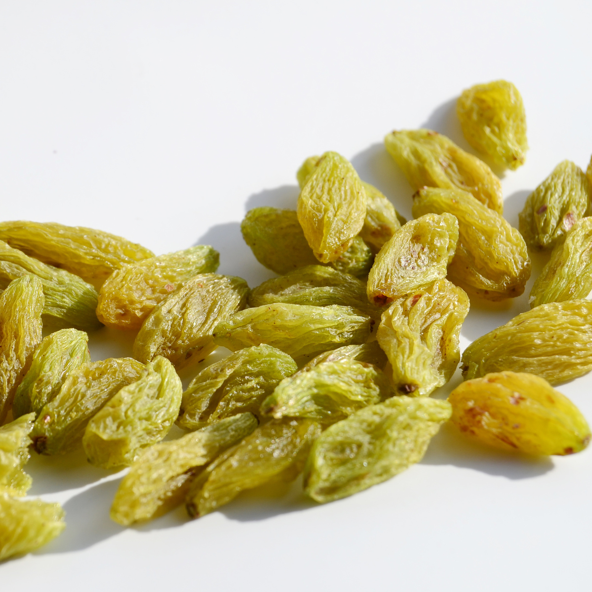 现货直销新疆特产 小中绿香妃干果零食 500g袋绿香妃葡萄干批发