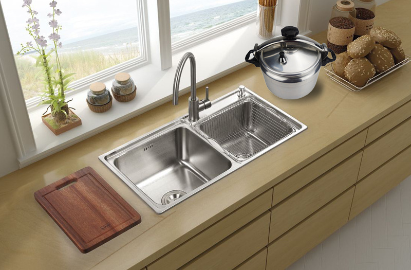 厂家直销防爆压力锅家用酒店商用不锈钢双重保护高压锅可使用燃气