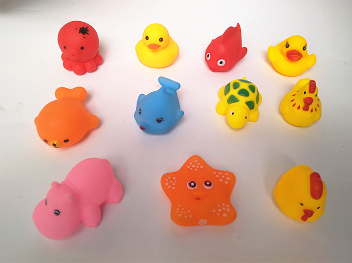 厚实婴儿玩具洗澡搪胶玩具发声动物 bb叫哨声搪塑浮水黄鸭子赠品