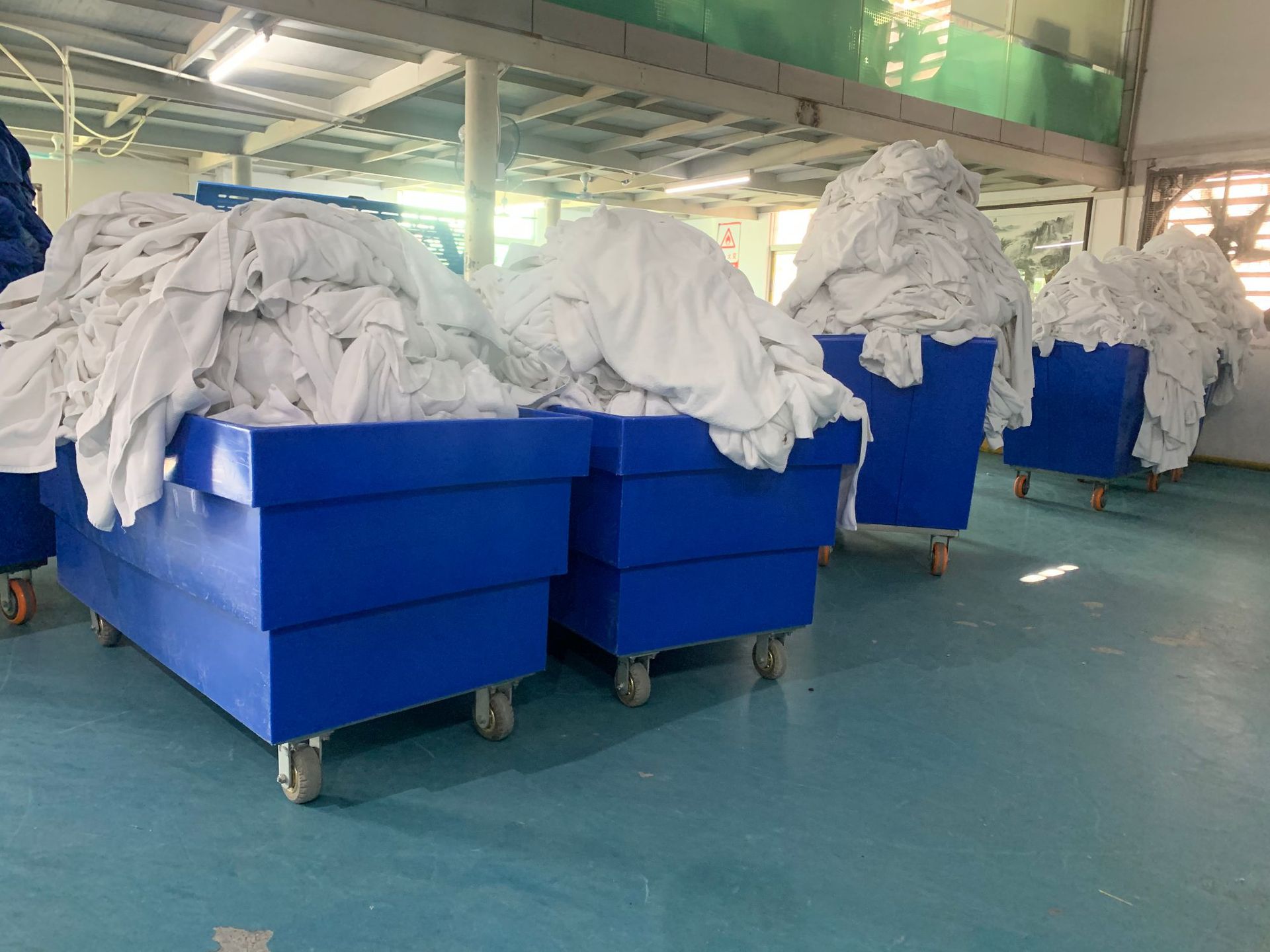 厂家直销 塑胶布草车 塑料手推车 布草运送车 洗涤厂酒店设备