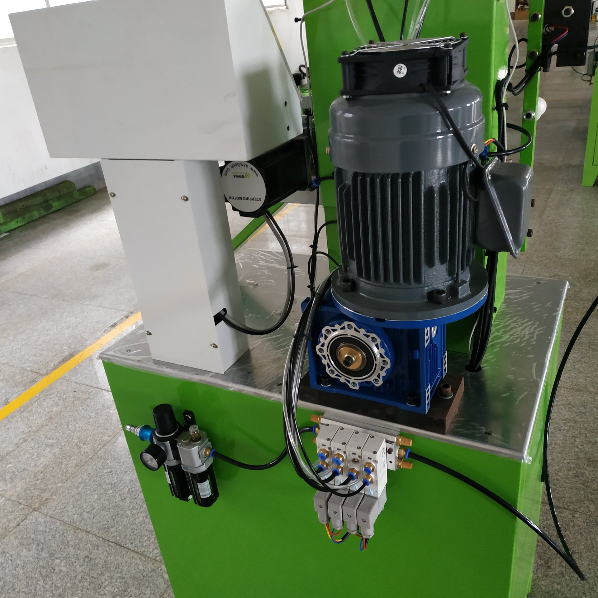 尼龙拉链修齿定寸机