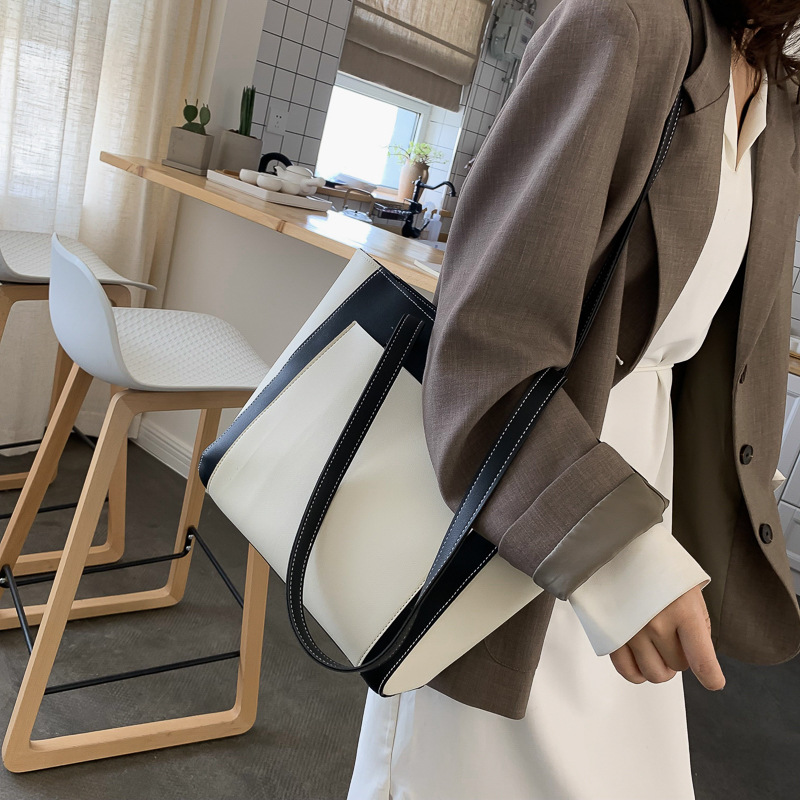 Bag 2019 New Autumn and Winter Women's Bags Korean Fashion Simple Tote Bag Button Portable Contrast Color Shoulder Bag