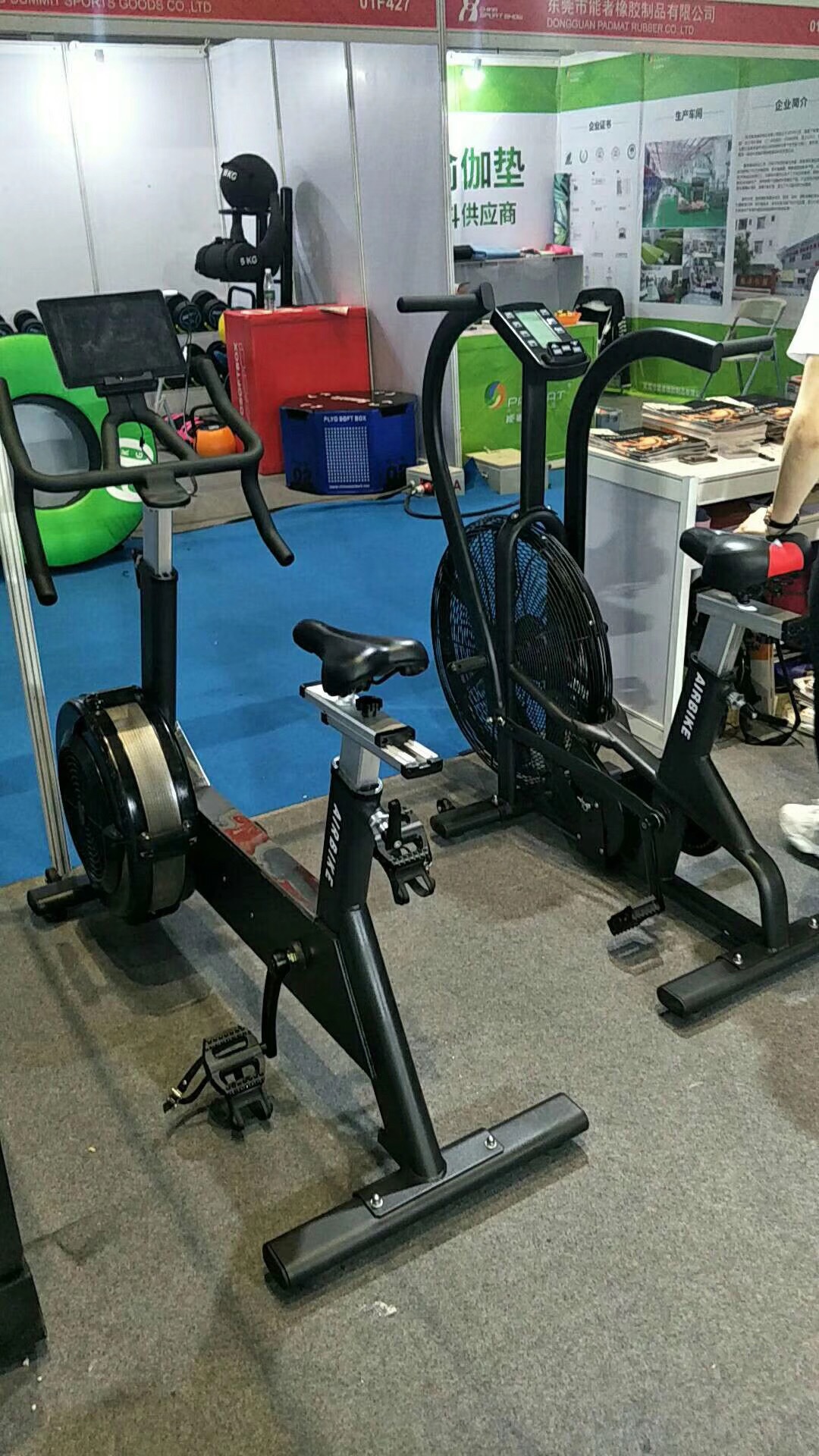 商用健身房专用动感单车商用健身车风扇车手脚一体车联动健身车