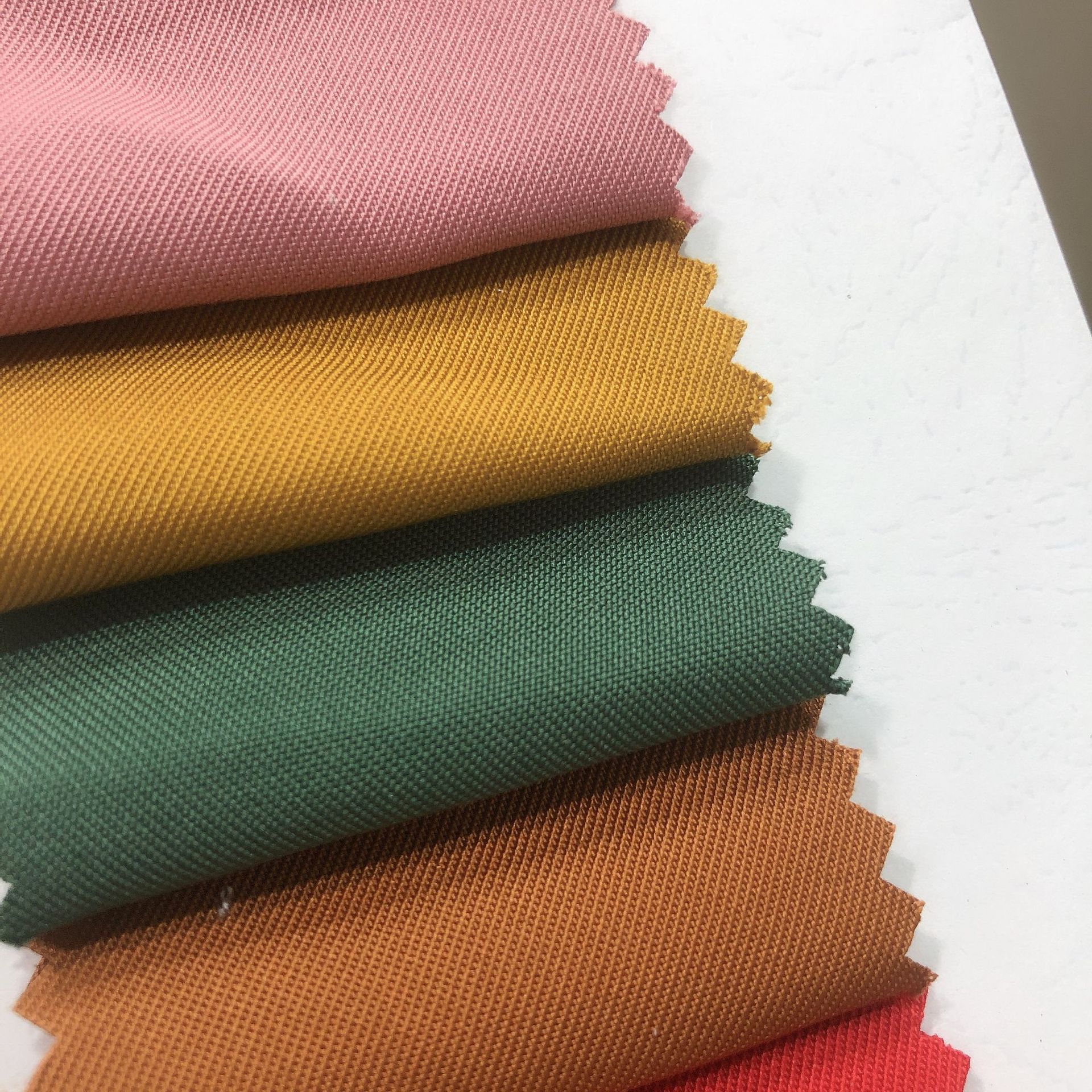 秋款涤纶梭织斜纹小外套面料 秋装连衣裙男女服装 粗斜时装布料