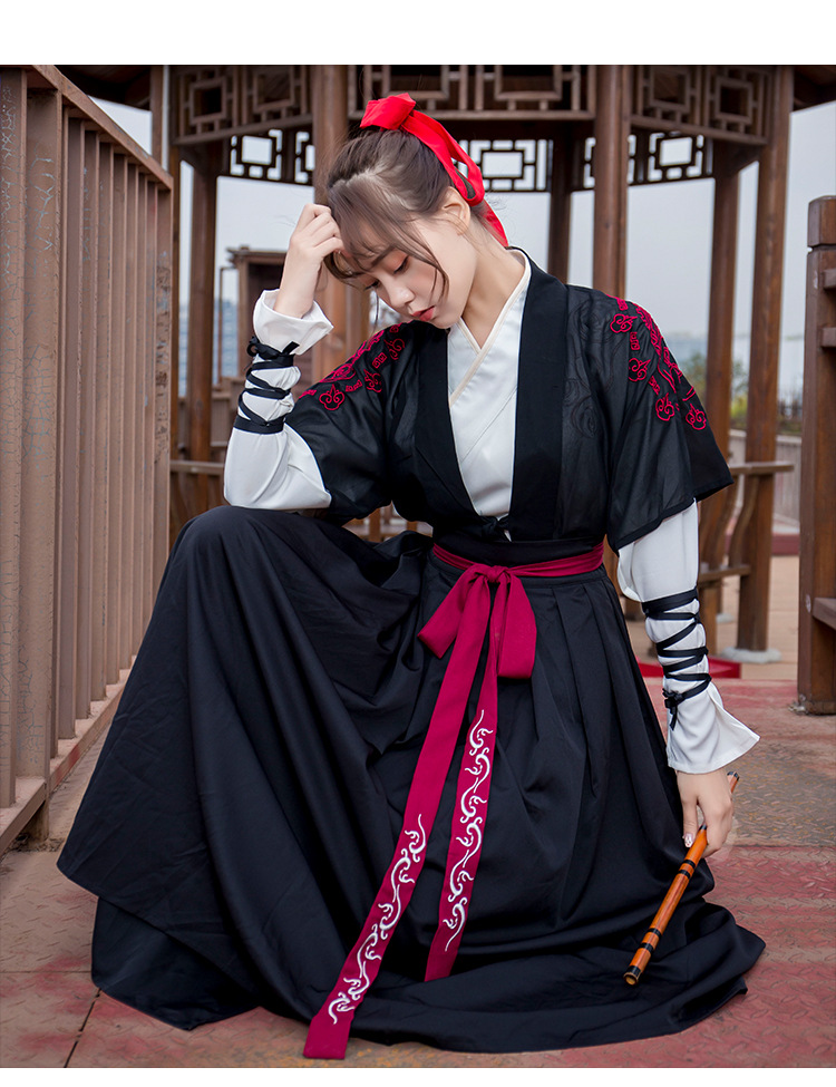 原创古风女扮男装红黑交领齐腰侠女帅气成人礼服顾古典武术表演服